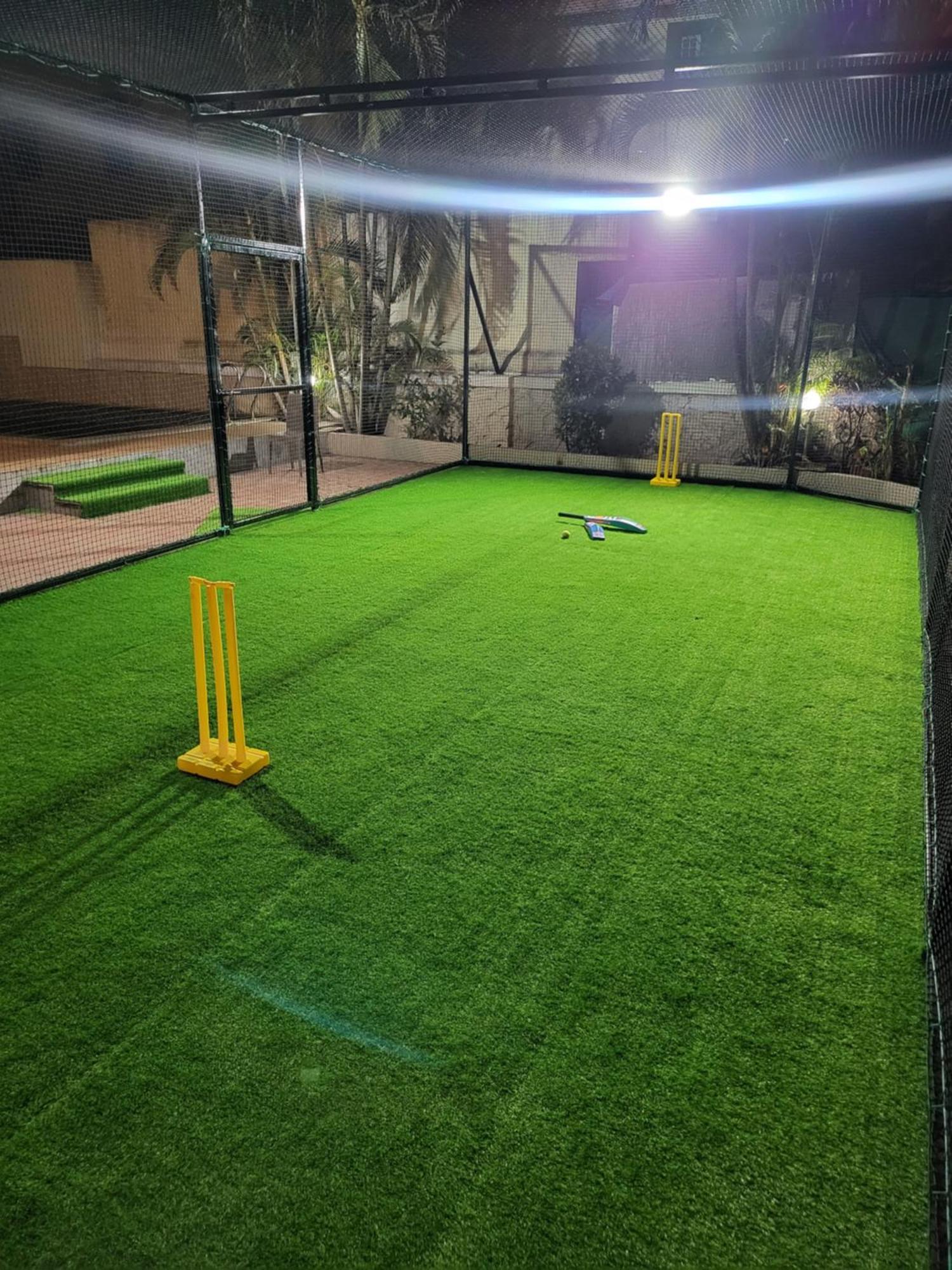 The Perfect Stays Para Disco Big Pool Cricket Turf Villa Lonavala Kültér fotó